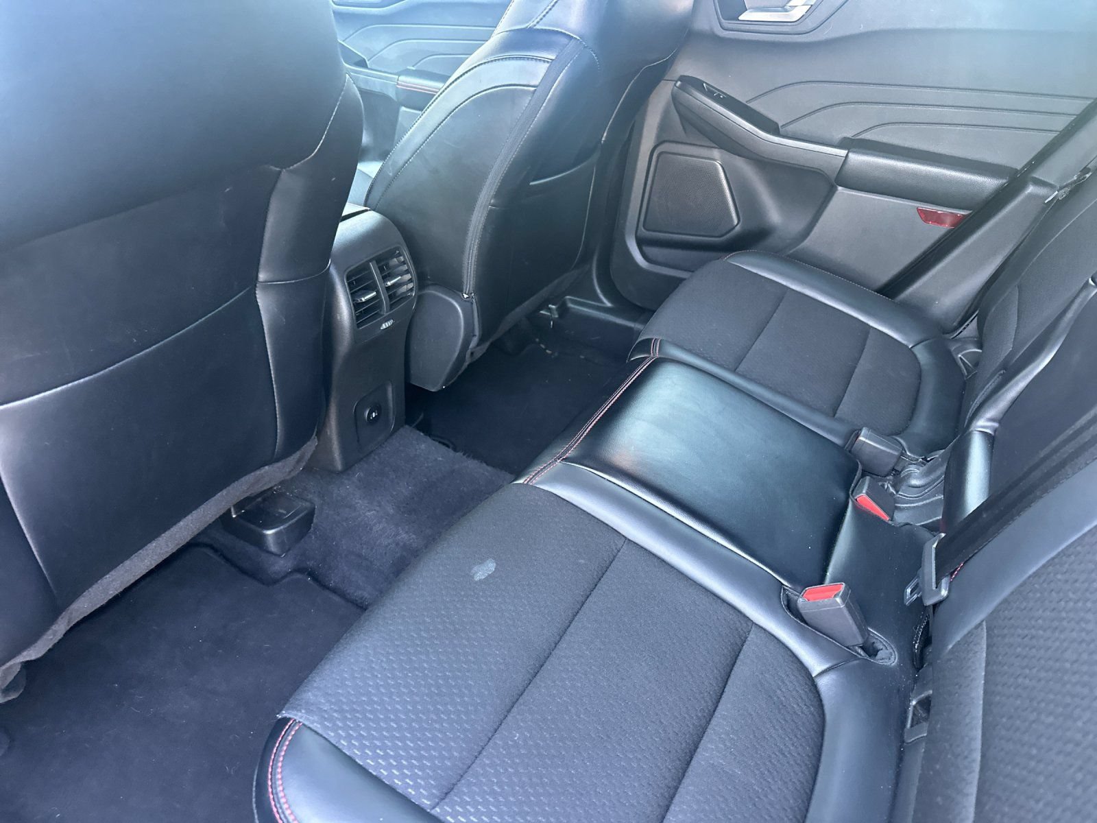 Certified 2025 Ford Escape ST-Line FWD image 13
