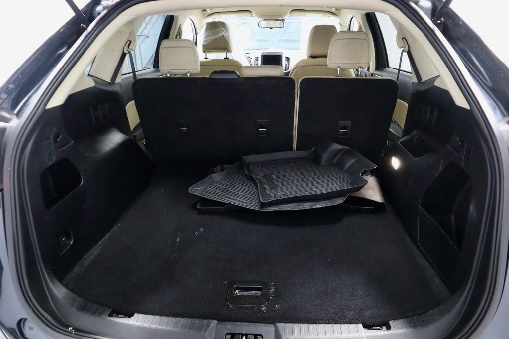 Certified 2022 Ford Edge SE image 14