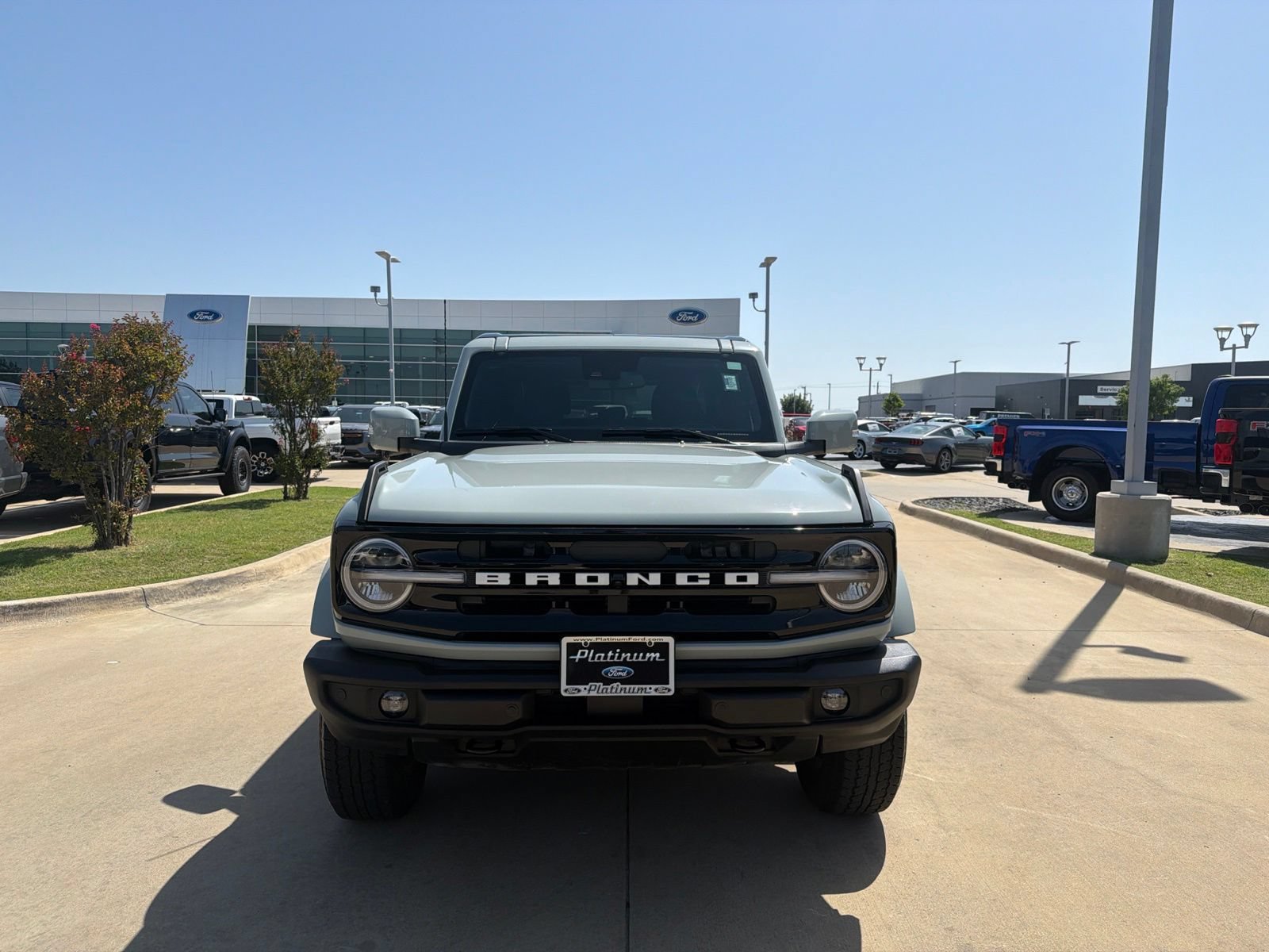 Certified 2024 Ford Bronco Outer Banks AWD/4WD image 9