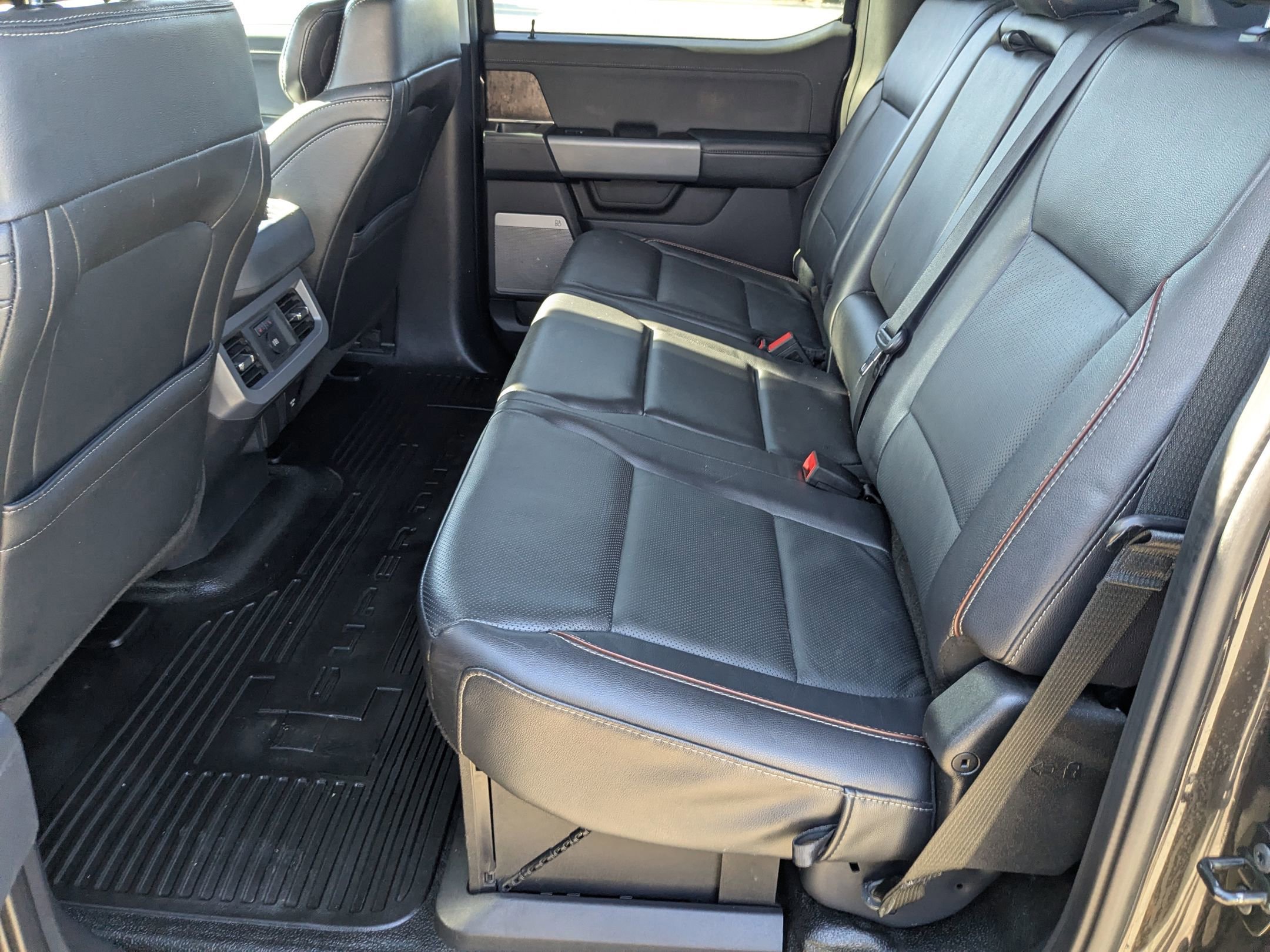 Certified 2024 Ford F350 Lariat w/ Lariat Ultimate Package AWD/4WD image 39