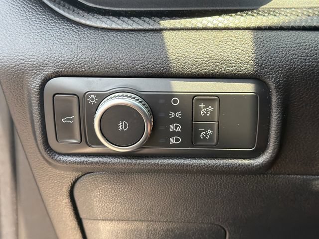 Certified 2022 Ford Explorer ST-Line RWD image 34
