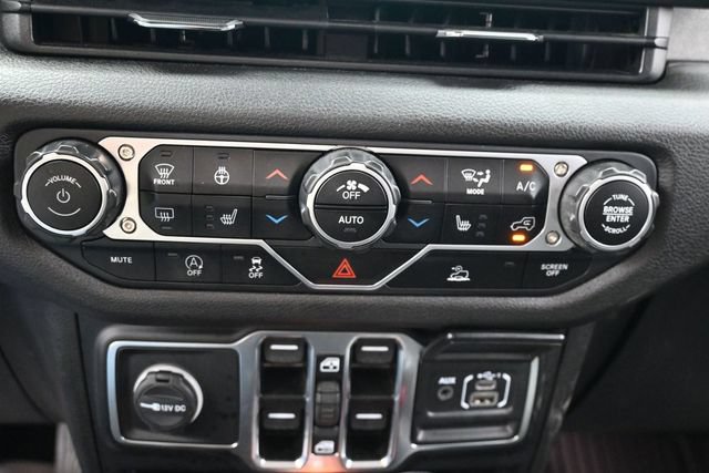 Used 2024 Jeep Wrangler Unlimited Sport AWD/4WD image 22