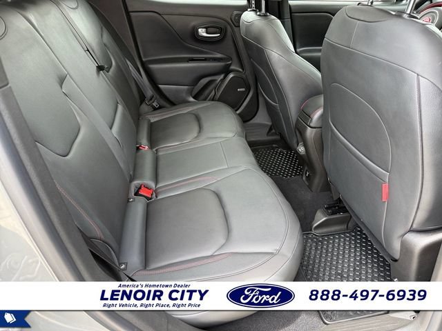 Used 2021 Jeep Renegade Trailhawk w/ Sun & Sound Group AWD/4WD image 12