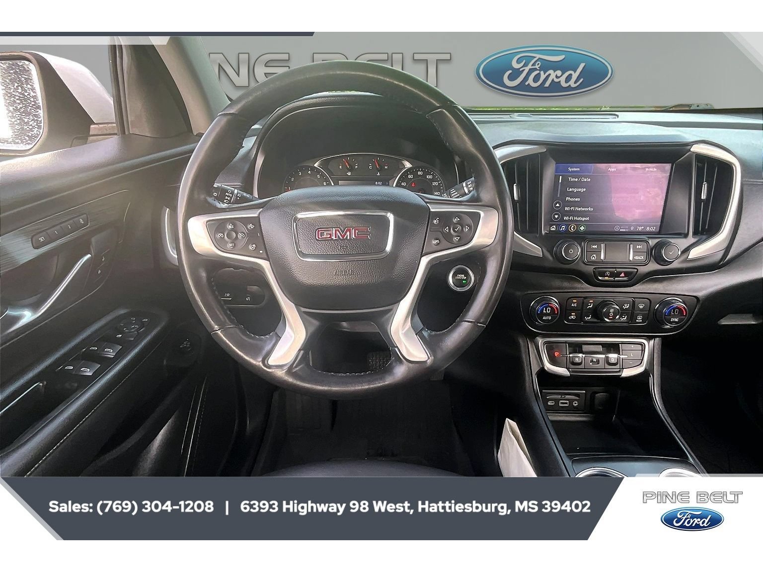 Used 2022 GMC Terrain SLT w/ Tech Package FWD image 5