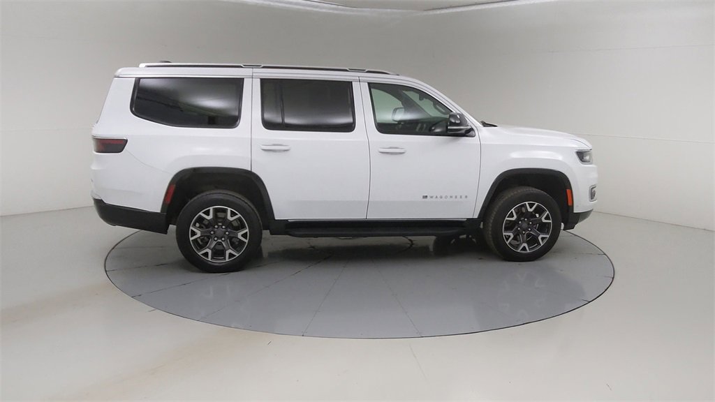 Used 2024 Jeep Wagoneer Series III image 14