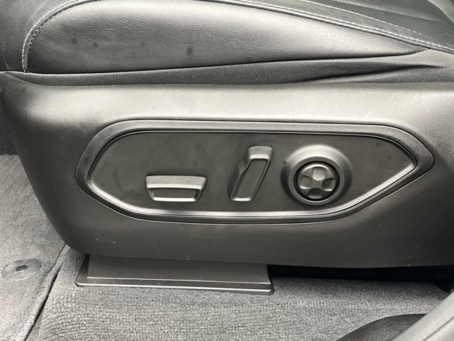 Used 2026 Jeep Grand Cherokee Limited AWD/4WD image 12