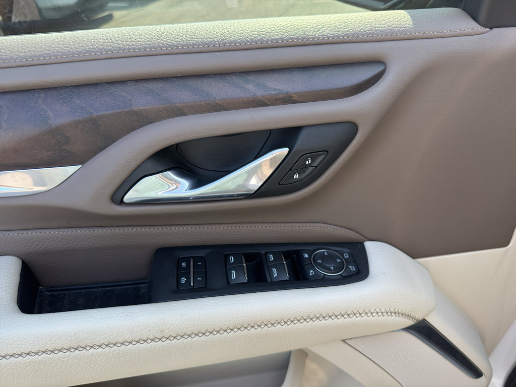 Used 2023 GMC Yukon Denali RWD image 13