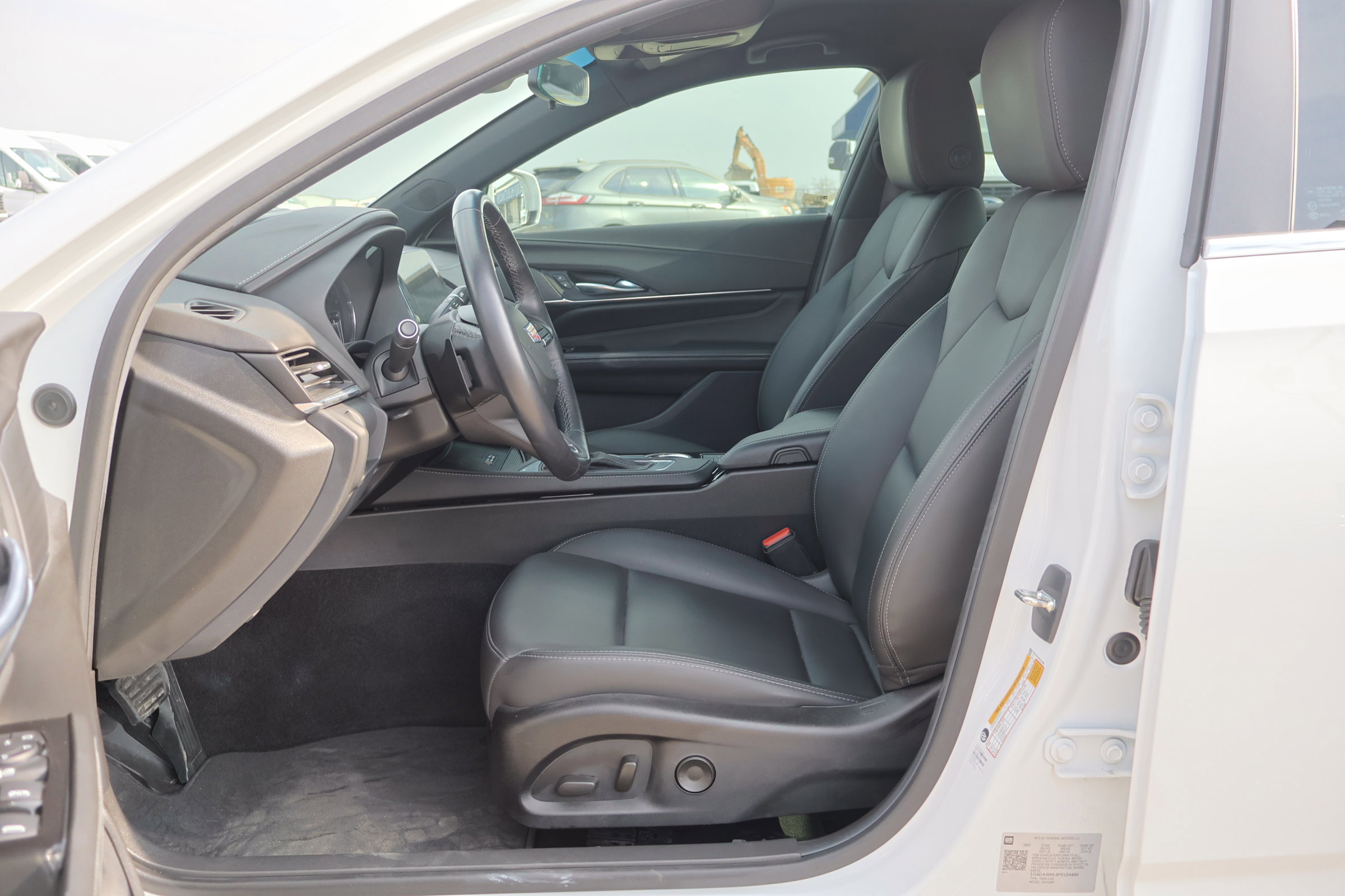 Used 2023 Cadillac CT4 Luxury image 21