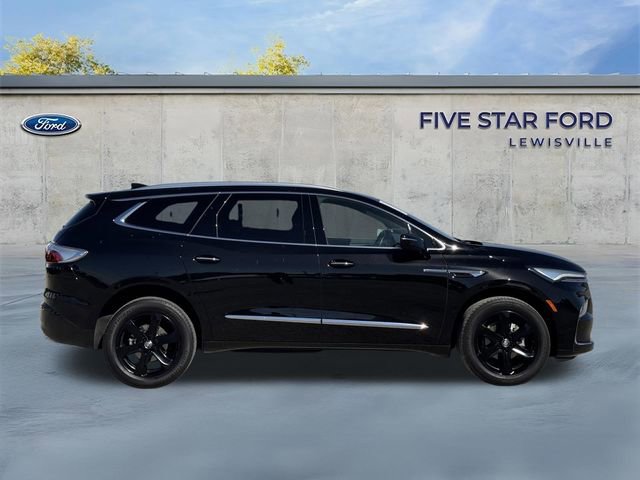 Used 2024 Buick Enclave Essence w/ Sport Touring Edition image 4