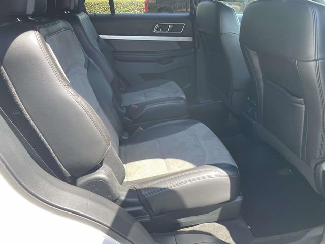 Certified 2017 Ford Explorer XLT w/ Equipment Group 202A image 27