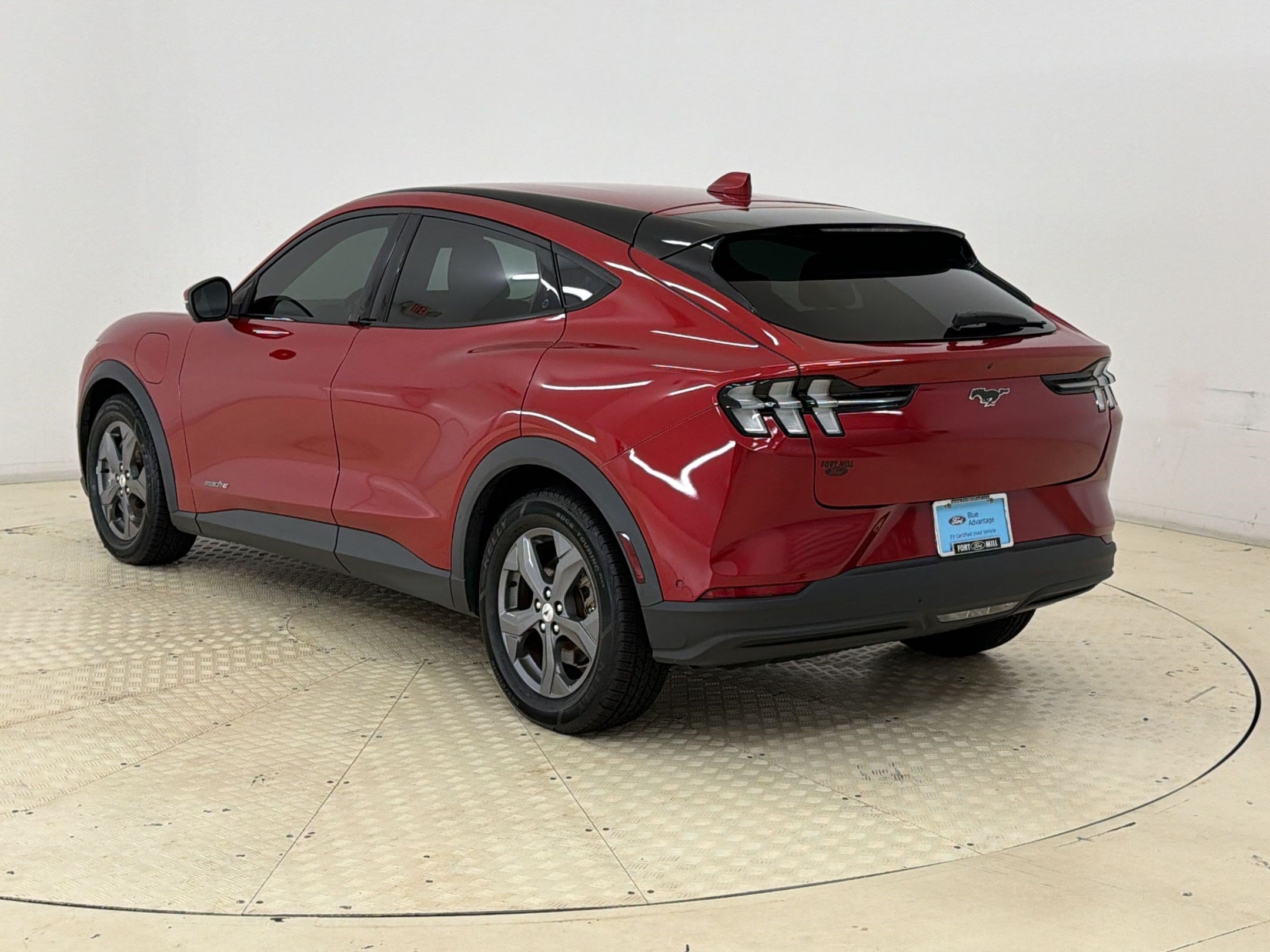 Certified 2022 Ford Mustang Mach-E Select w/ Comfort/Technology Package RWD image 3