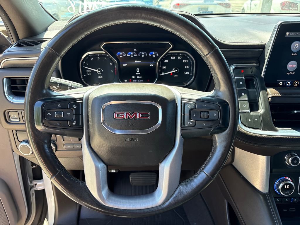 Used 2021 GMC Yukon XL SLT w/ SLT Luxury Plus Package RWD image 18