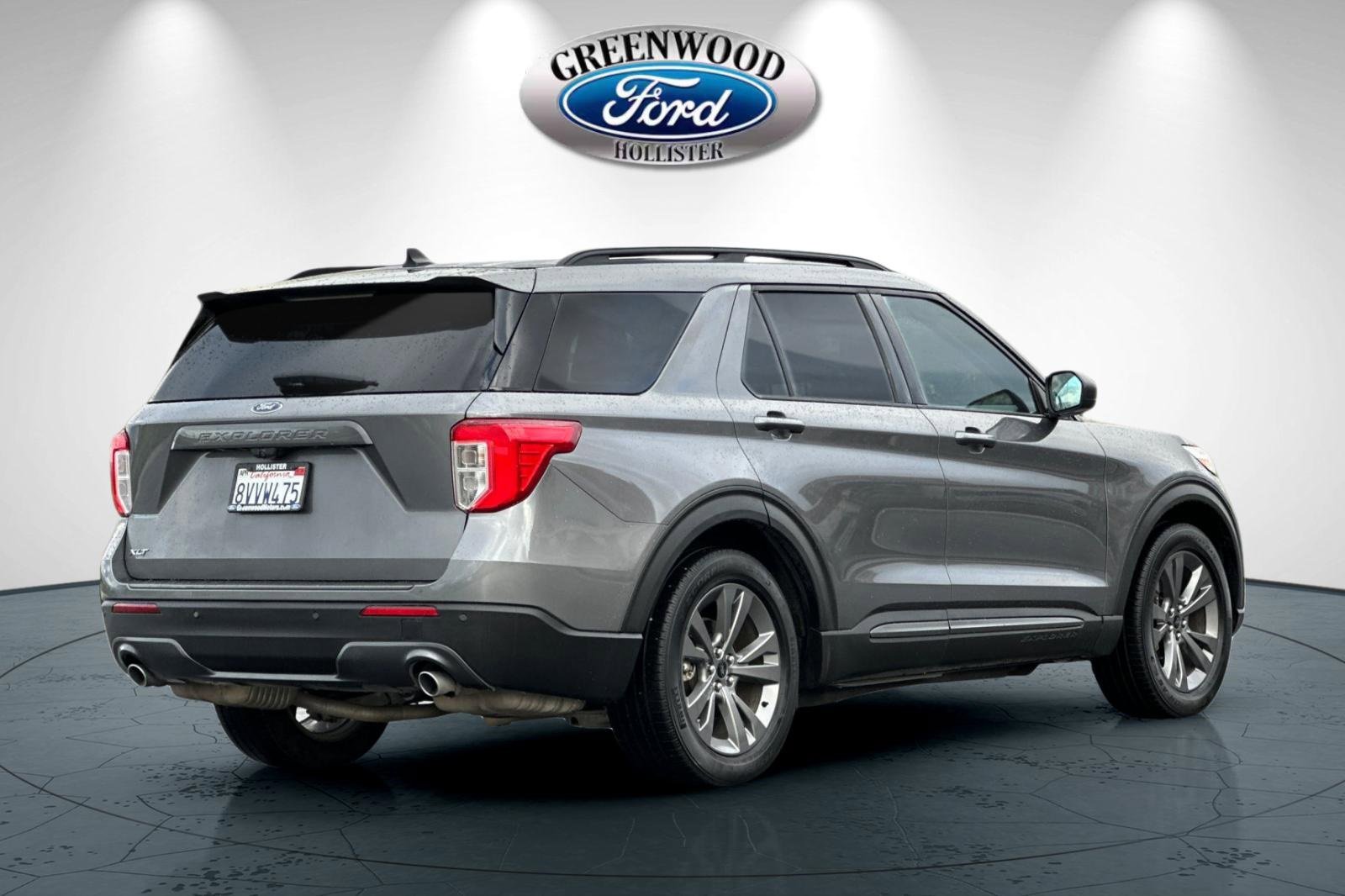 Certified 2021 Ford Explorer XLT w/ Equipment Group 202A image 4