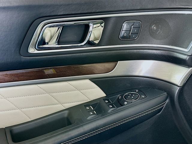 Certified 2017 Ford Explorer Platinum image 21