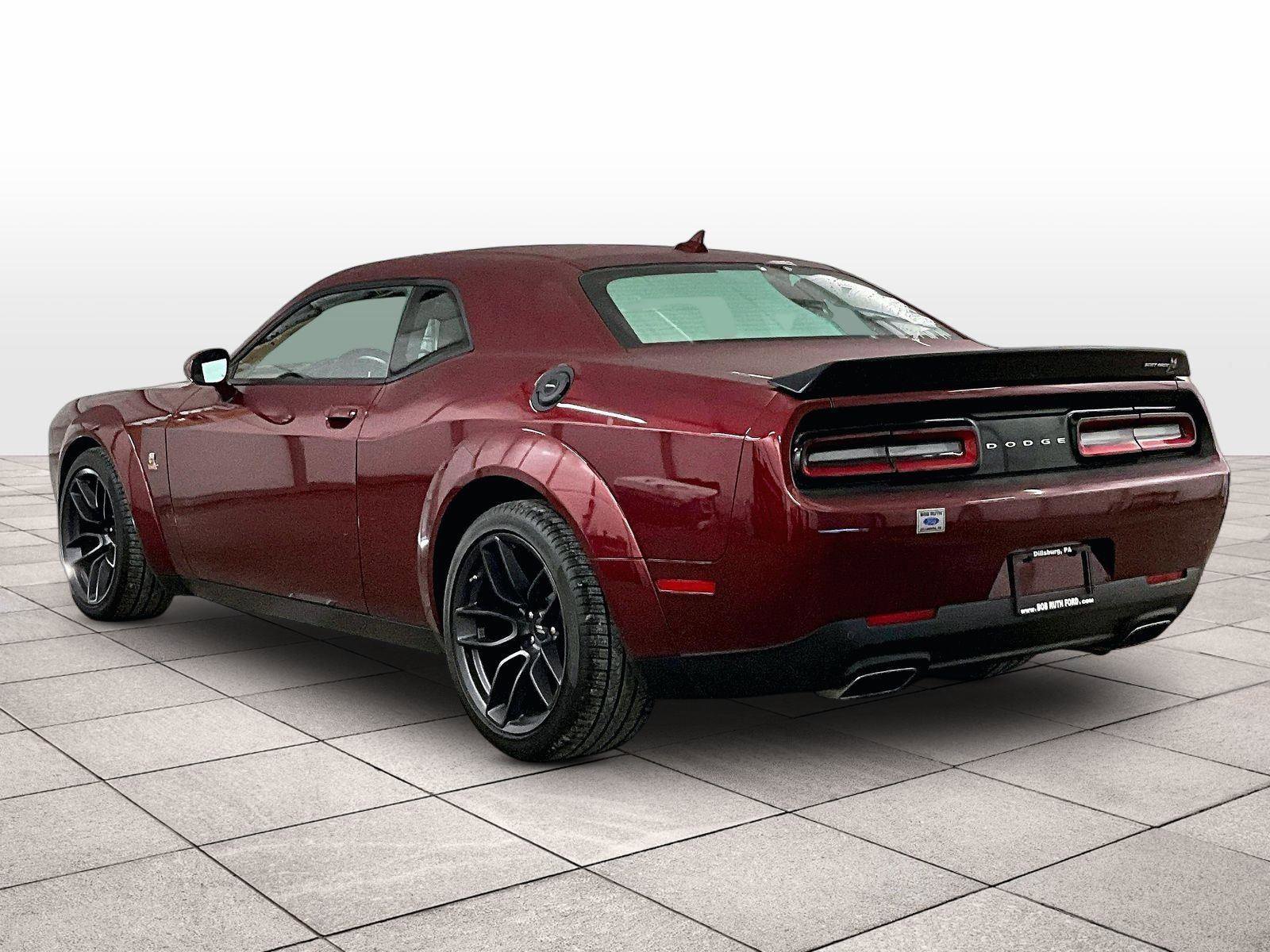 Used 2022 Dodge Challenger R/T Scat Pack RWD image 10
