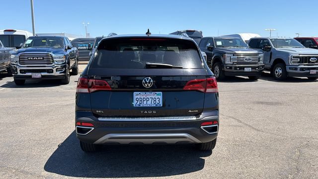 Used 2022 Volkswagen Taos SEL AWD/4WD image 4