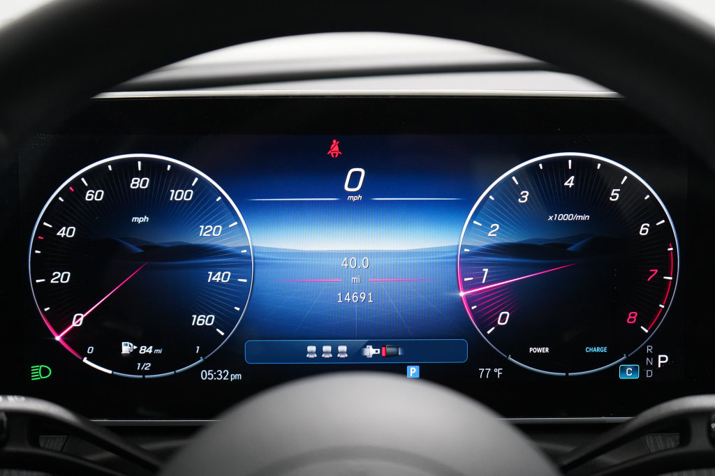 Used 2025 Mercedes-Benz C 300 4MATIC Sedan image 18