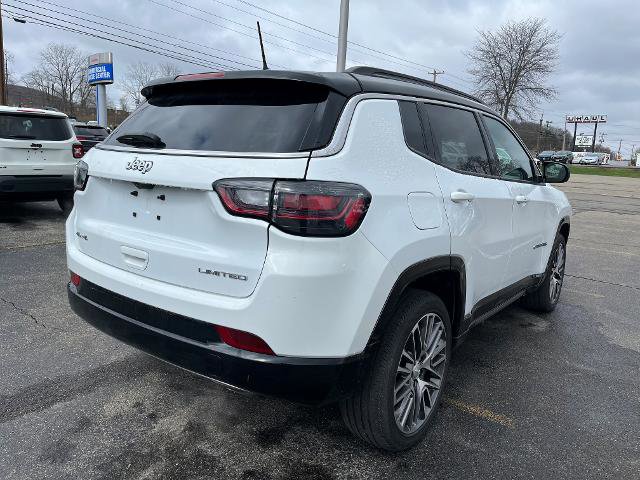 Used 2023 Jeep Compass Limited w/ Elite Group AWD/4WD image 4