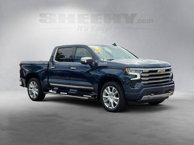 Used 2022 Chevrolet Silverado 1500 High Country w/ High Country Premium Package AWD/4WD image 2