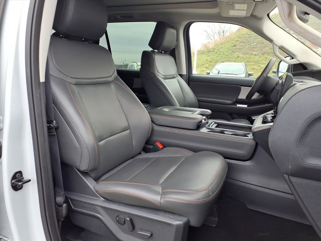 Certified 2025 Ford Expedition Max Active image 7