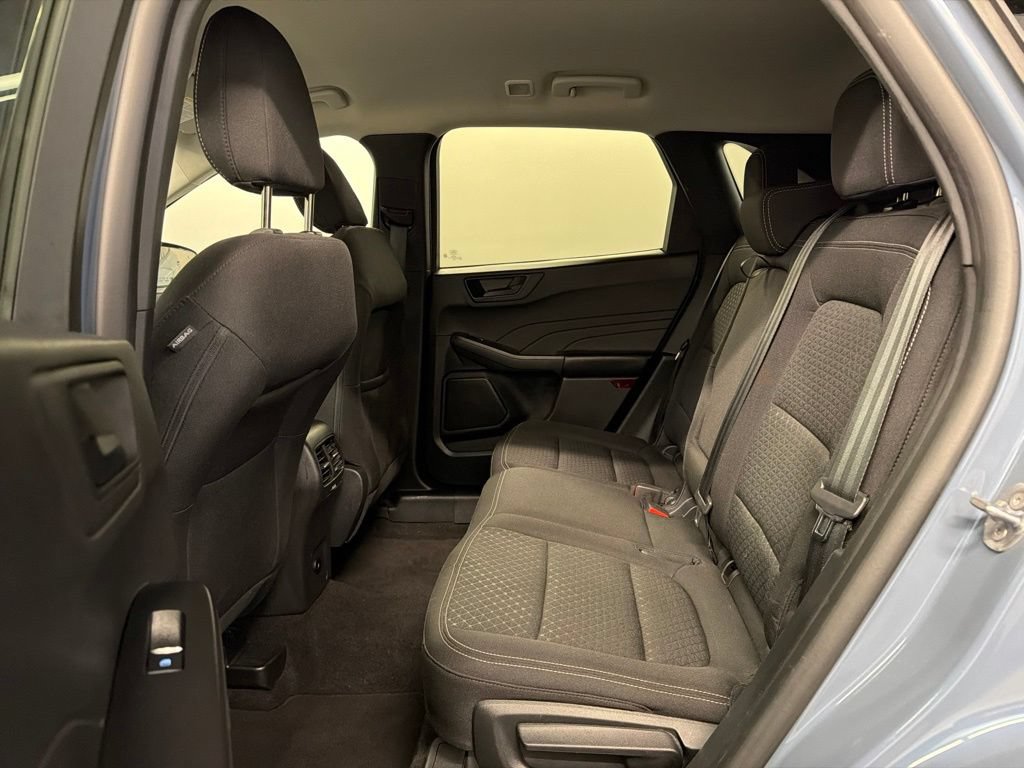 Certified 2025 Ford Escape Active AWD/4WD image 29