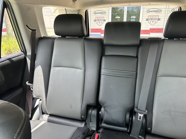 Used 2021 Toyota 4Runner SR5 Premium w/ Moonroof Package RWD image 20