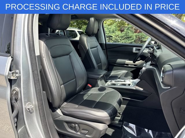 Certified 2023 Ford Explorer XLT w/ Equipment Group 202A AWD/4WD image 17