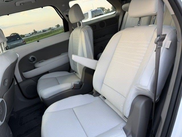 Used 2026 Hyundai Palisade Limited AWD/4WD image 29