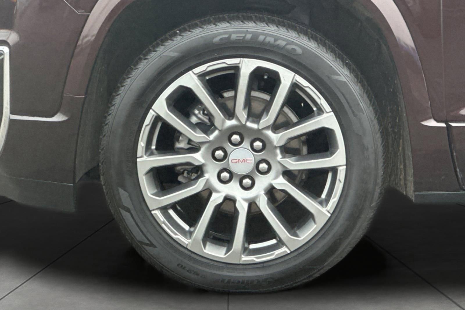 Used 2021 GMC Acadia Denali w/ Denali Technology Package image 33