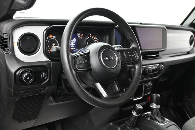 Used 2024 Jeep Wrangler Sport AWD/4WD image 15