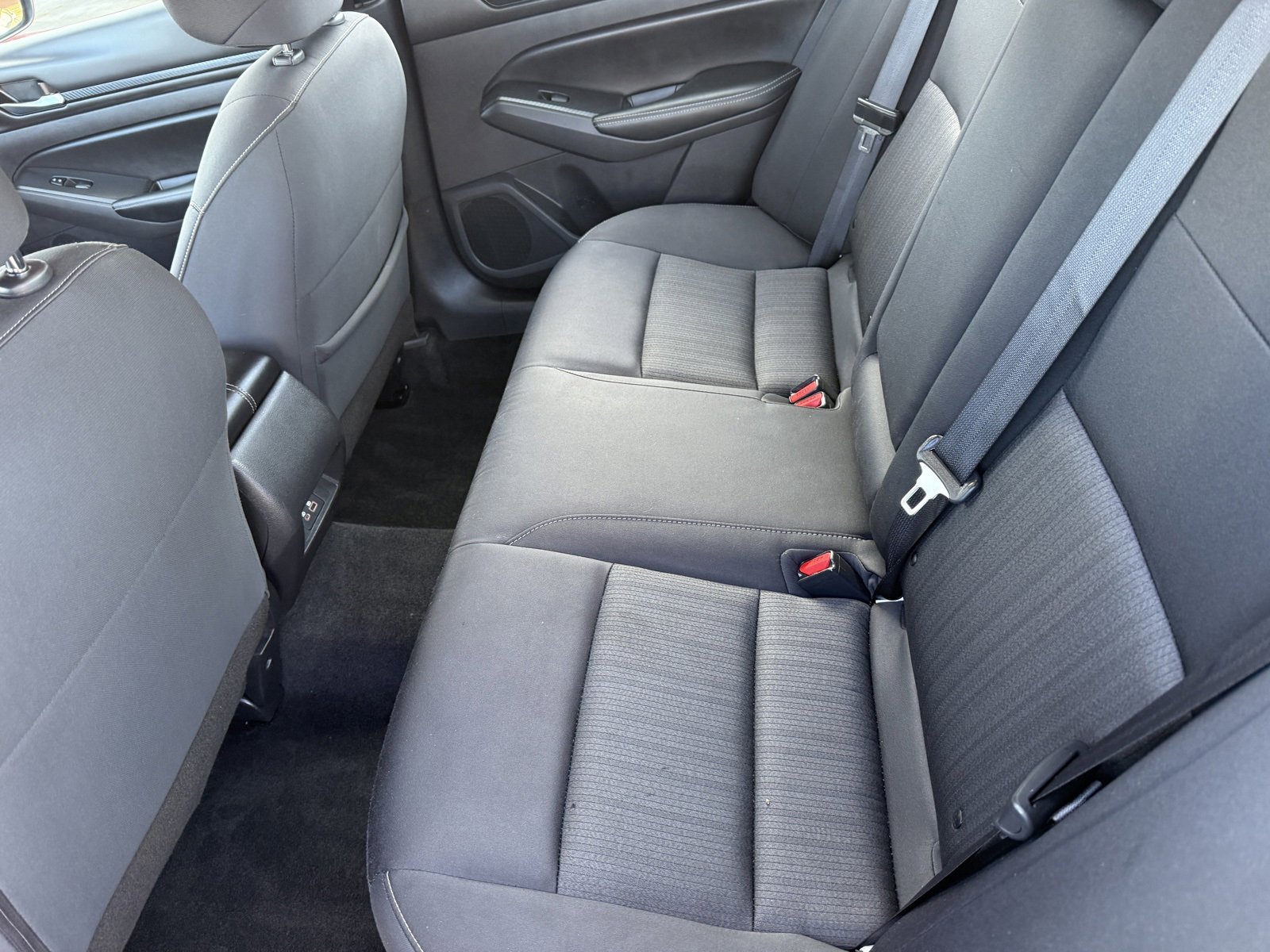 Used 2024 Nissan Altima 2.5 SV image 36