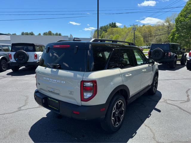 Certified 2025 Ford Bronco Sport Outer Banks w/ Outer Banks Tech Package+ AWD/4WD image 6