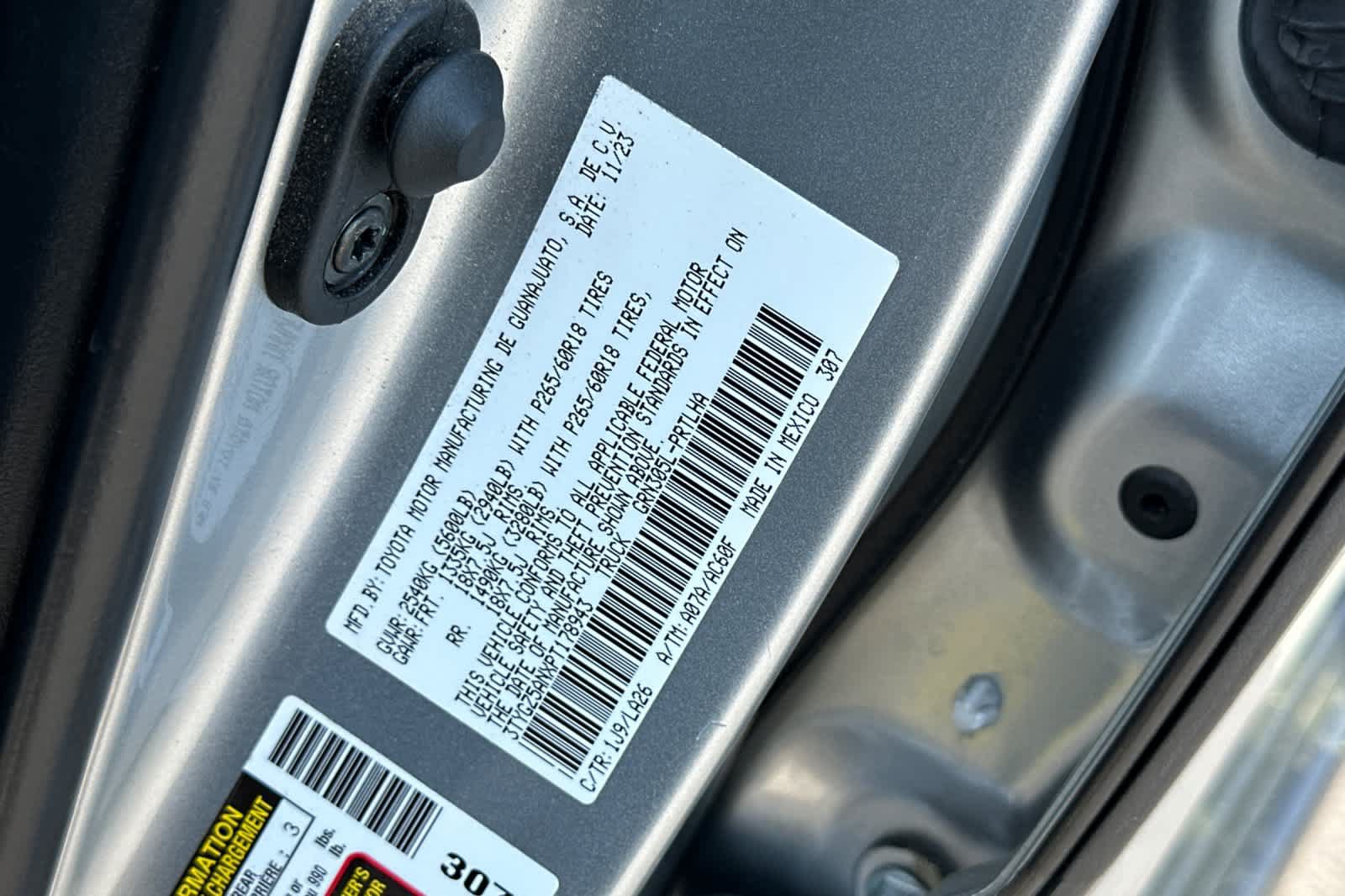 Used 2023 Toyota Tacoma Limited AWD/4WD image 27