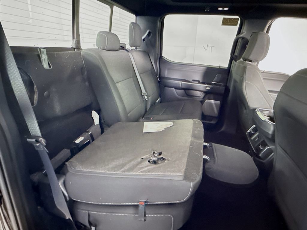 Certified 2022 Ford F150 XLT w/ Equipment Group 302A High image 29