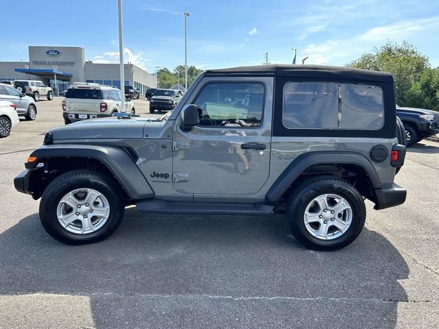 Used 2022 Jeep Wrangler Sport AWD/4WD image 6