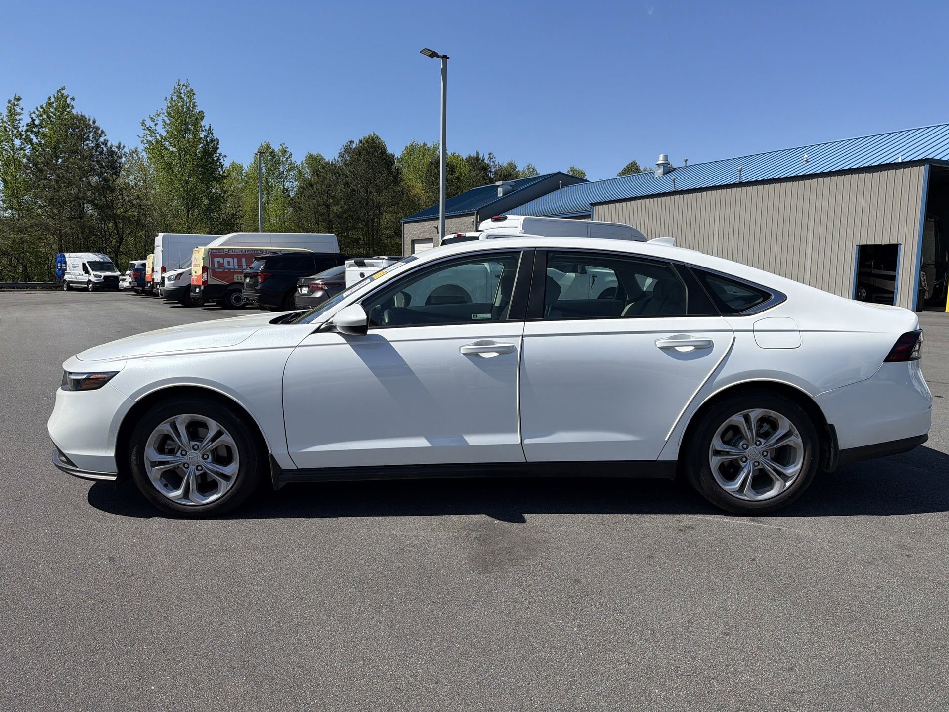 Used 2025 Honda Accord LX image 10