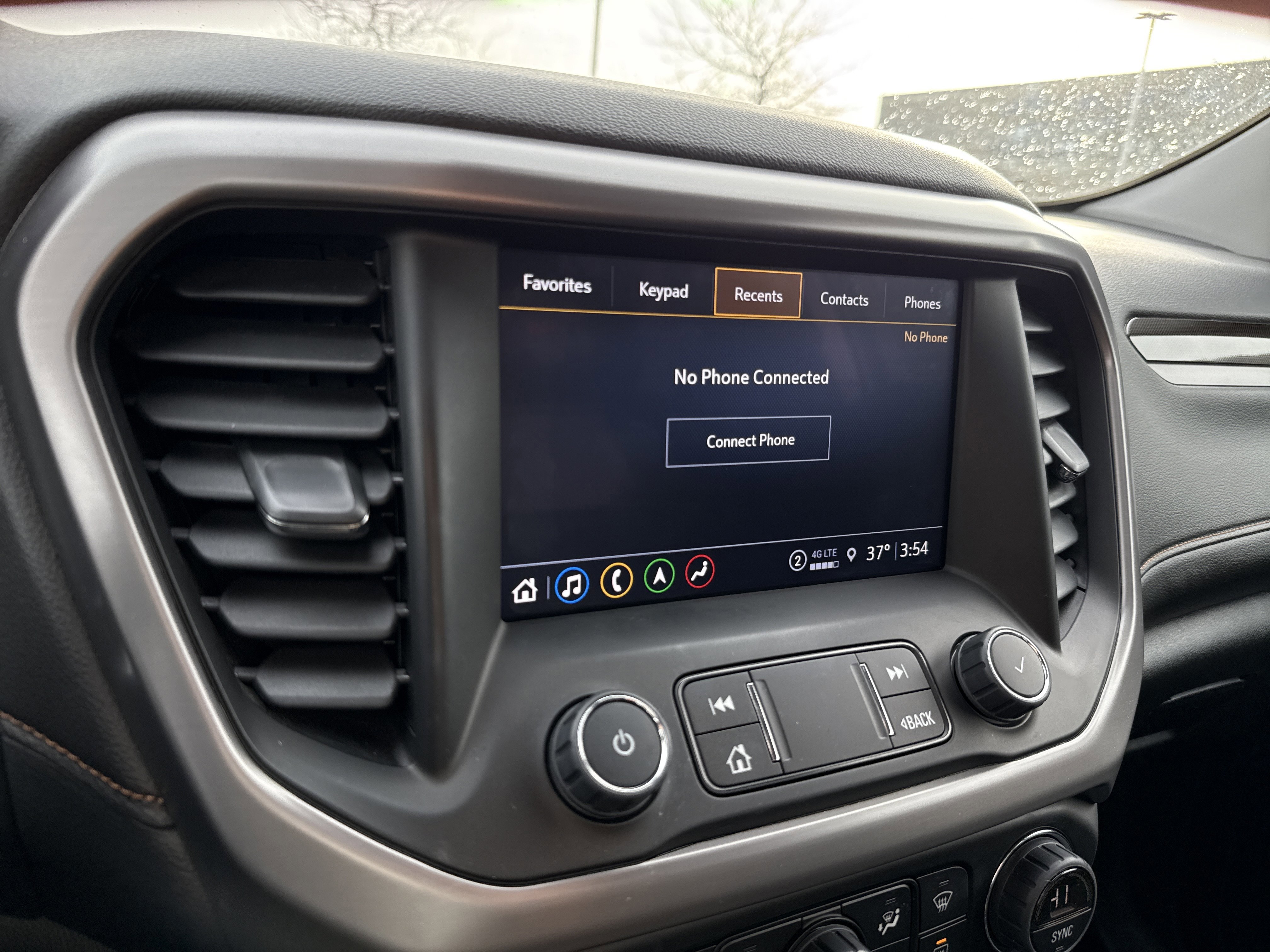 Used 2023 GMC Acadia AT4 w/ Technology Package image 21