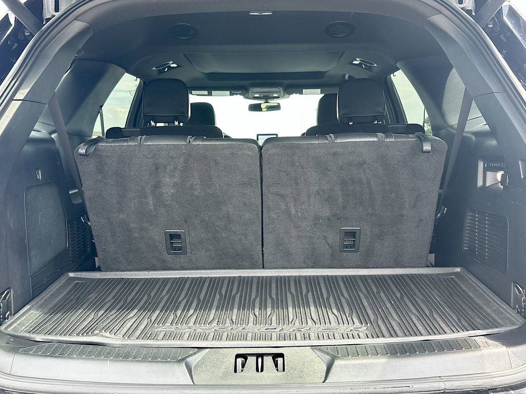 Certified 2021 Ford Explorer ST w/ Equipment Group 401A AWD/4WD image 16