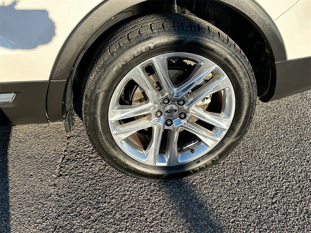 Certified 2017 Ford Explorer Limited w/ Equipment Group 301A image 24