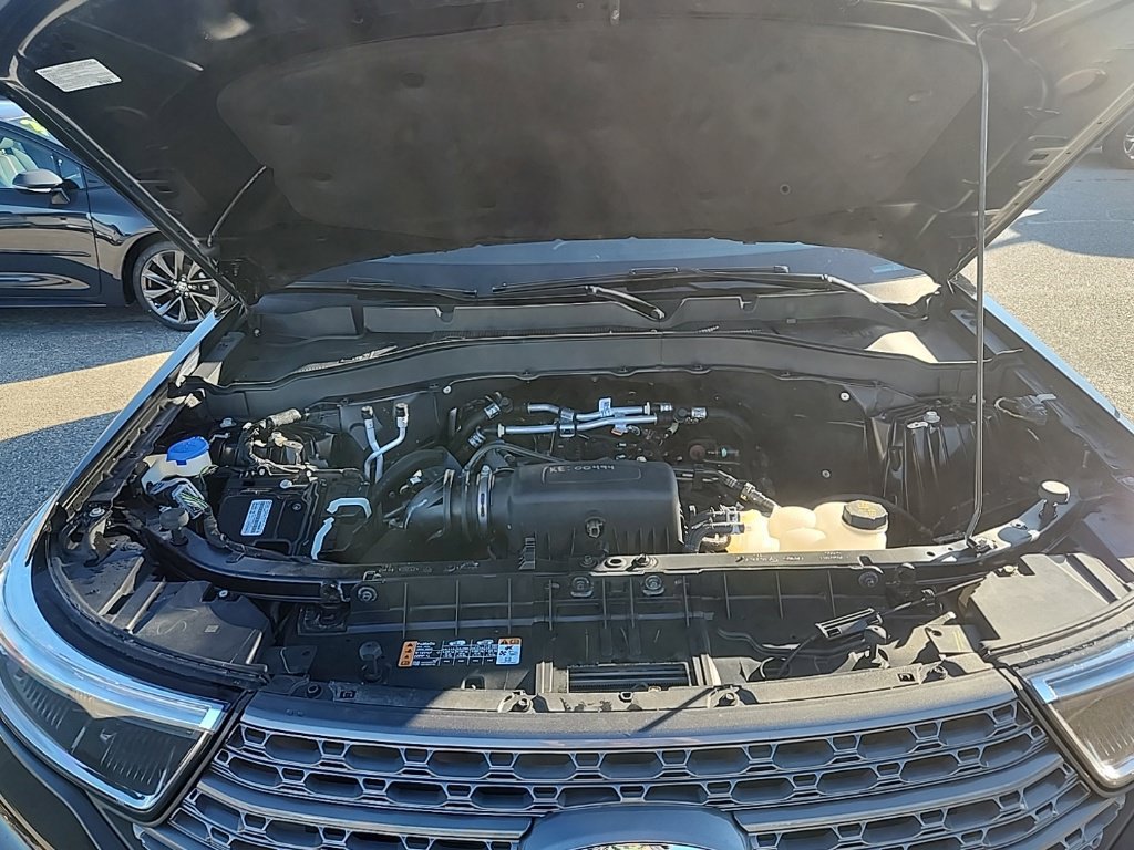 Certified 2023 Ford Explorer XLT w/ Equipment Group 202A AWD/4WD image 21