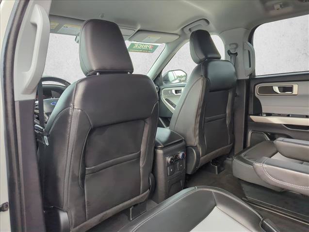 Certified 2023 Ford Explorer XLT w/ Equipment Group 202A AWD/4WD image 16