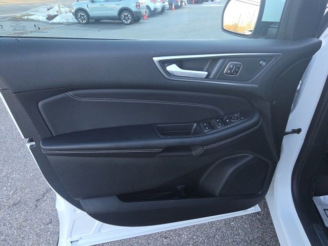Certified 2022 Ford Edge Titanium w/ Equipment Group 301A image 10