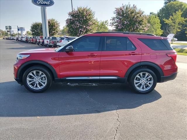 Certified 2023 Ford Explorer XLT AWD/4WD image 7