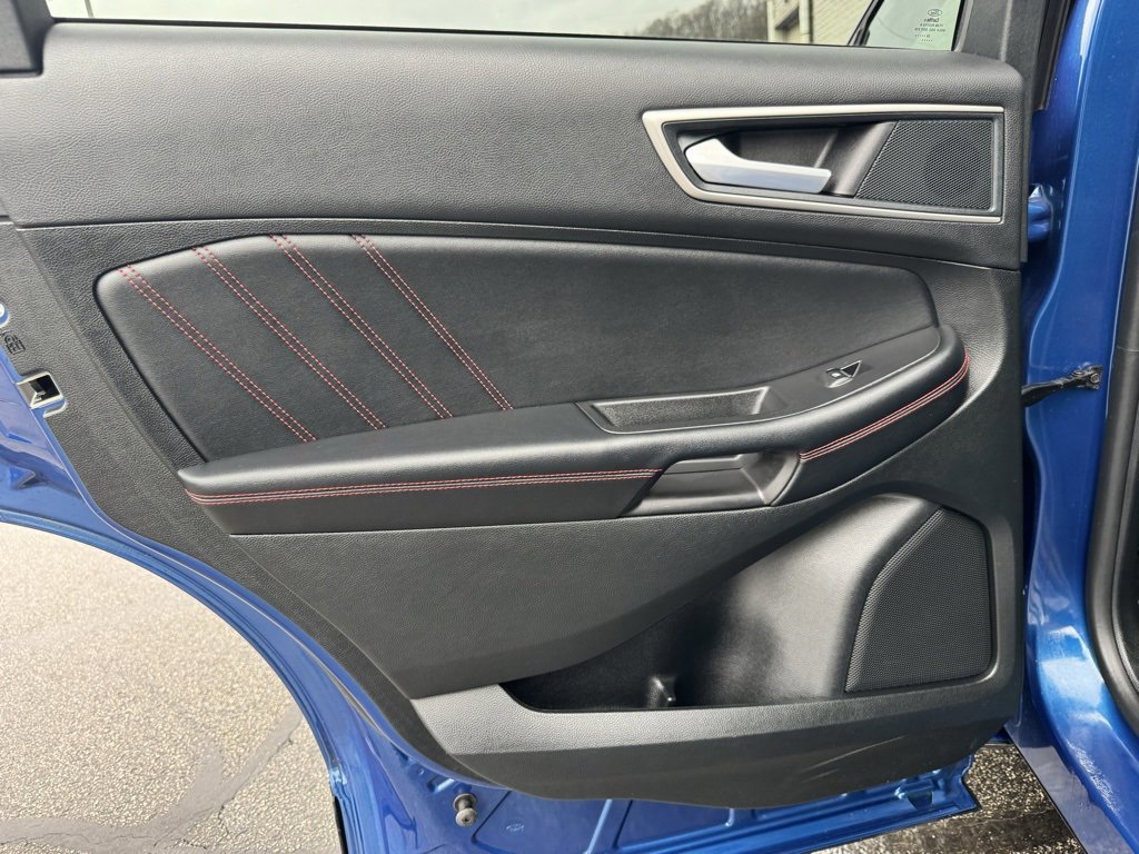 Certified 2024 Ford Edge ST-Line image 26