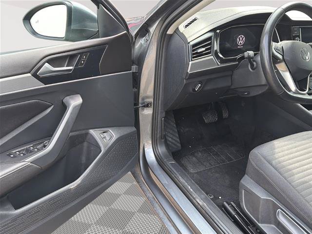 Used 2024 Volkswagen Jetta S FWD image 5
