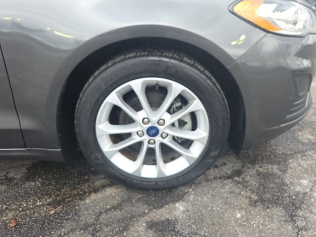 Certified 2019 Ford Fusion SE image 4