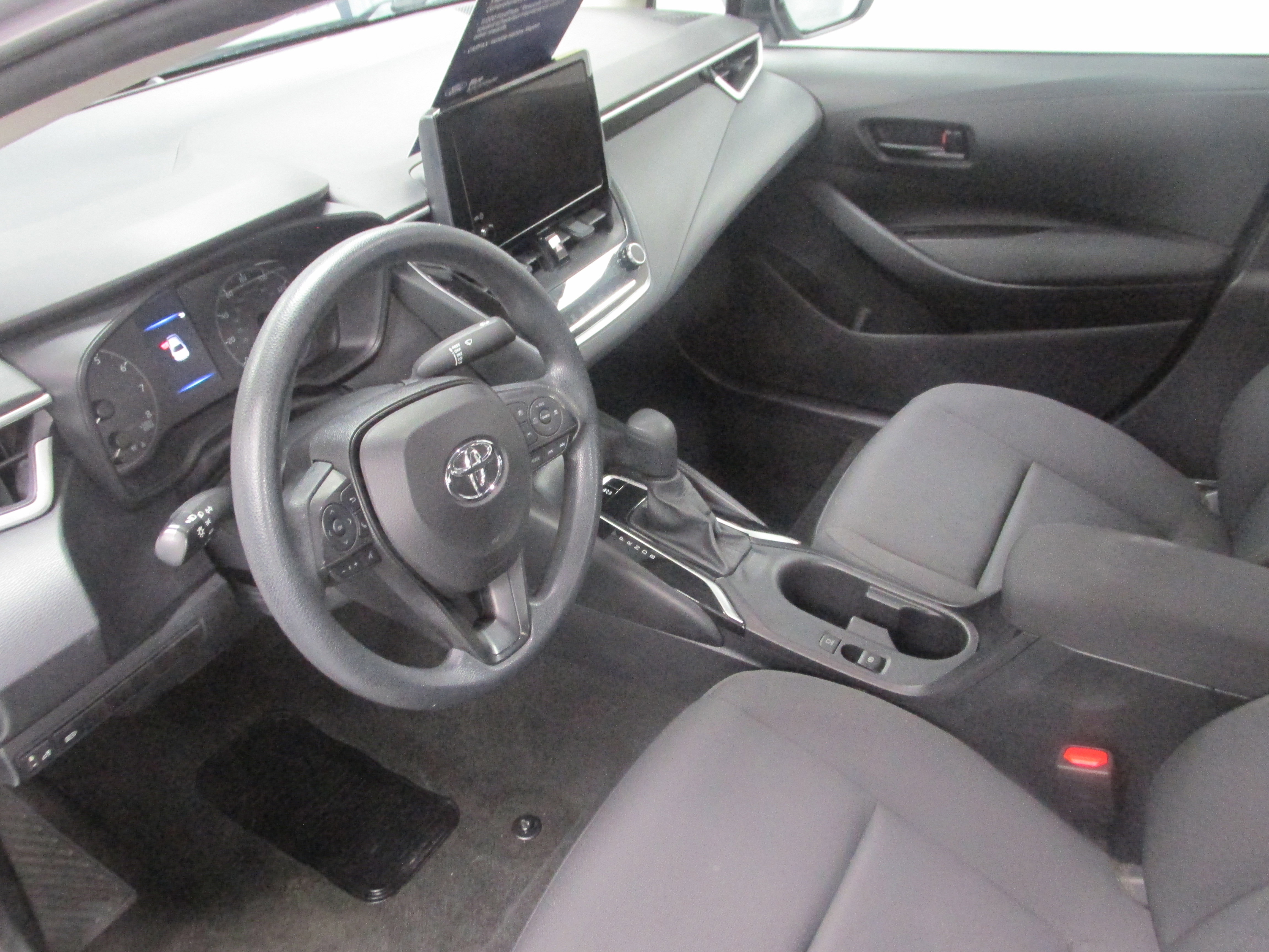 Used 2023 Toyota Corolla LE FWD image 22