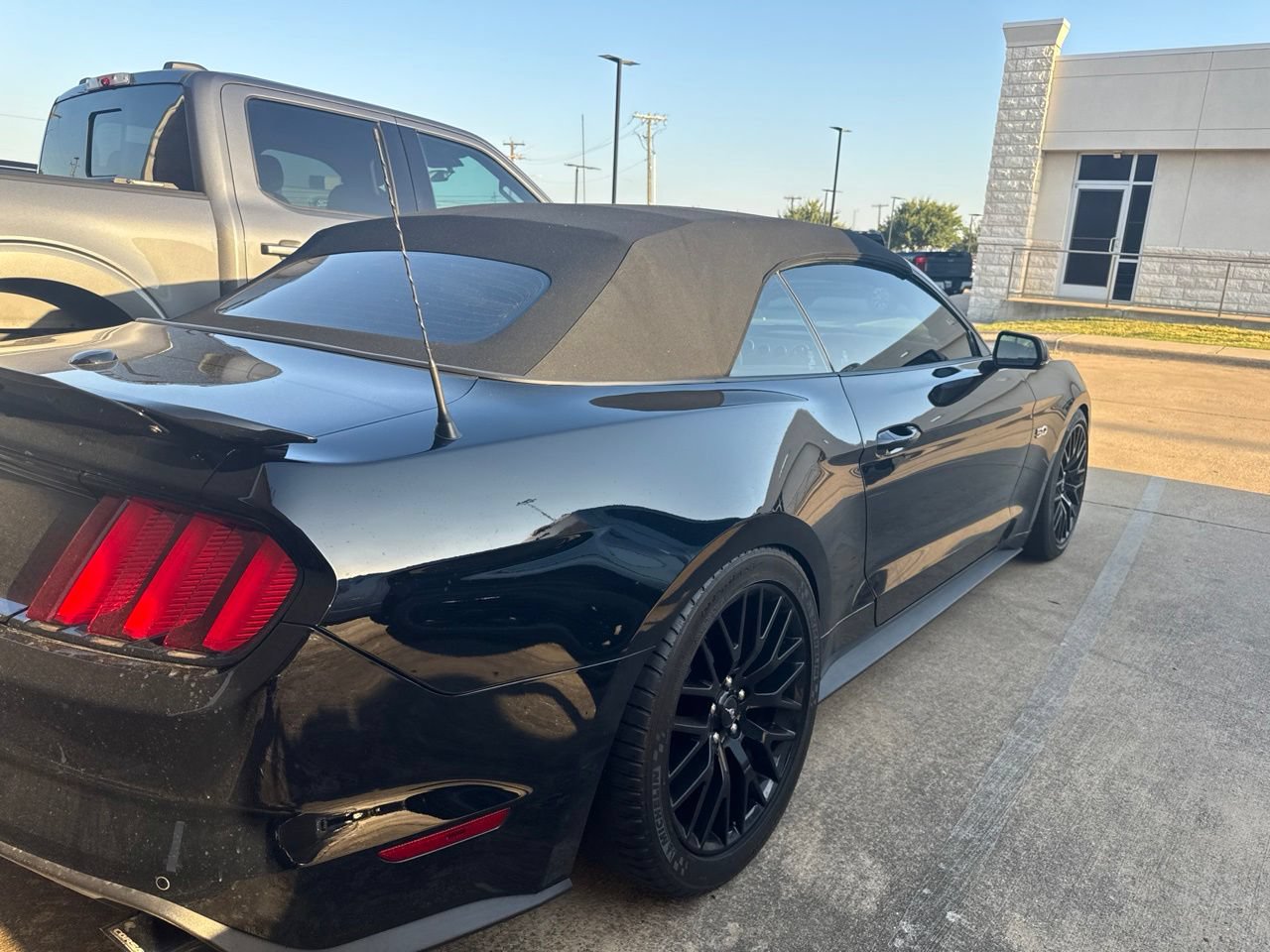 Certified 2017 Ford Mustang GT Premium w/ GT Performance Package RWD image 6