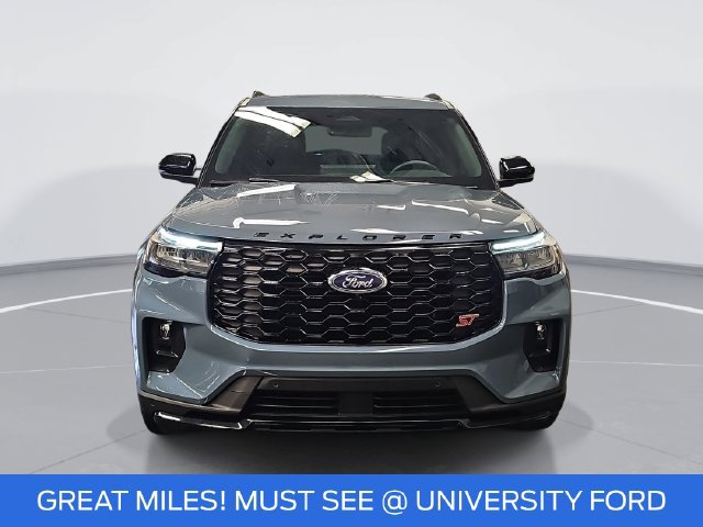 Certified 2026 Ford Explorer ST w/ Sun And Sound Package AWD/4WD image 8