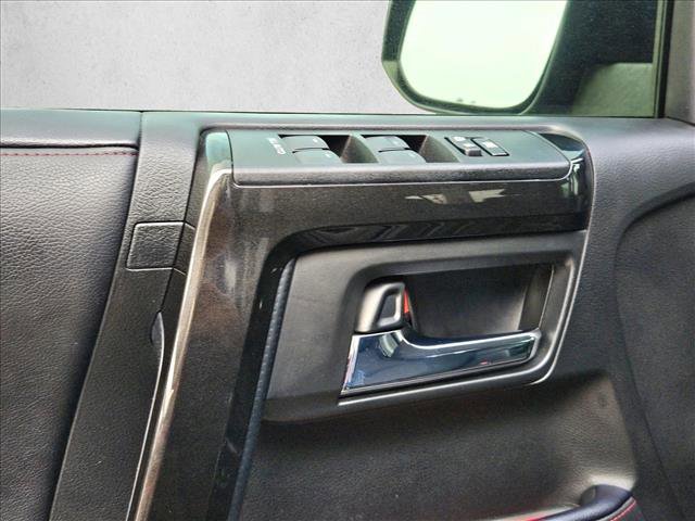 Used 2022 Toyota 4Runner TRD Off-Road AWD/4WD image 25